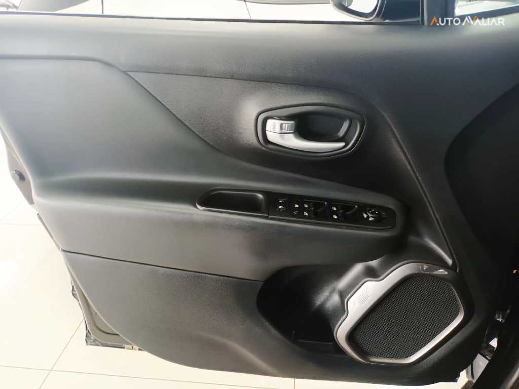 JEEP RENEGADE 1.3 T270 TURBO FLEX LONGITUDE AT6