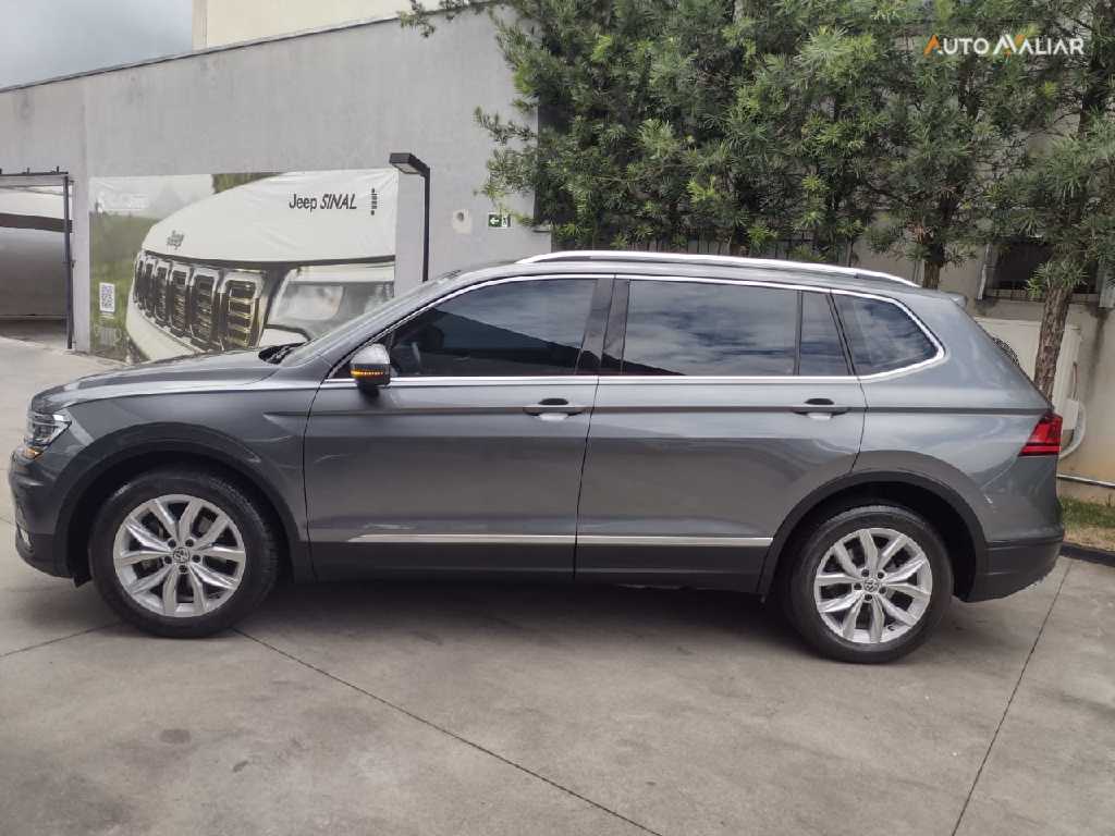 VOLKSWAGEN TIGUAN 1.4 250 TSI TOTAL FLEX ALLSPACE COMFORTLINE TIPTRONIC