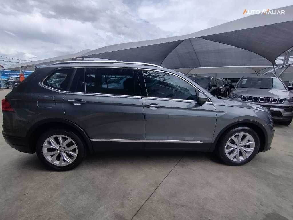 VOLKSWAGEN TIGUAN 1.4 250 TSI TOTAL FLEX ALLSPACE COMFORTLINE TIPTRONIC