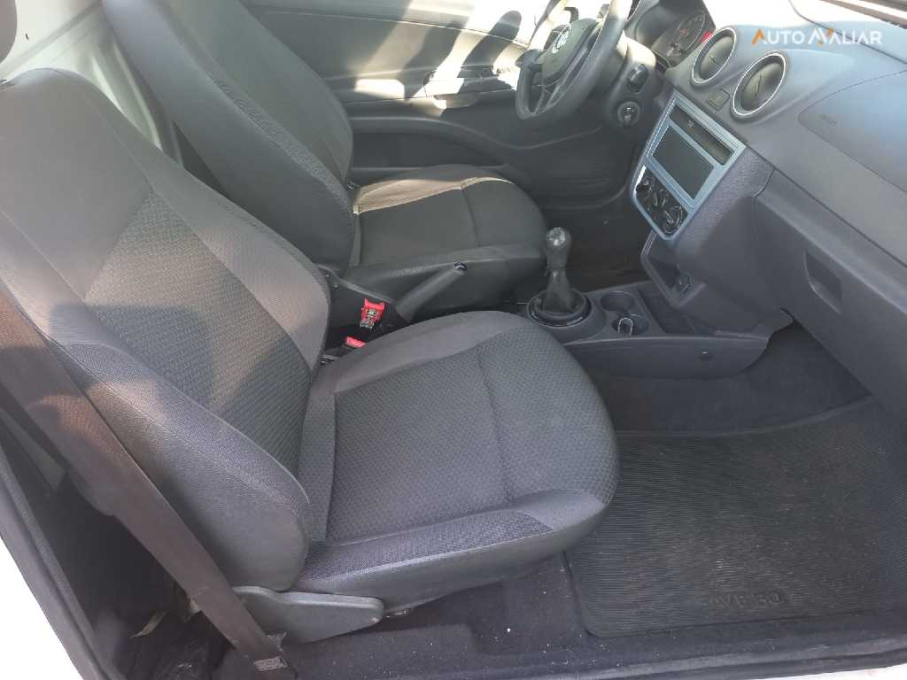 VOLKSWAGEN JETTA 1.4 250 TSI TOTAL FLEX COMFORTLINE TIPTRONIC