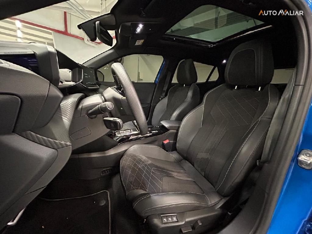 PEUGEOT e-2008 5p Aut. (El&Atilde;&copy;trico)