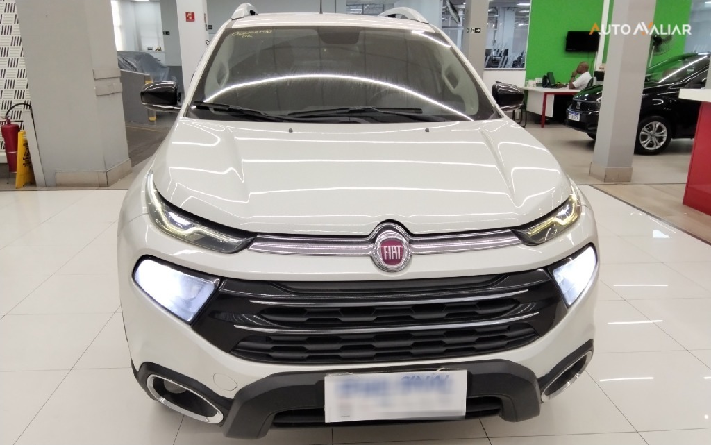 FIAT TORO 2.4 16V MULTIAIR FLEX VOLCANO AT9