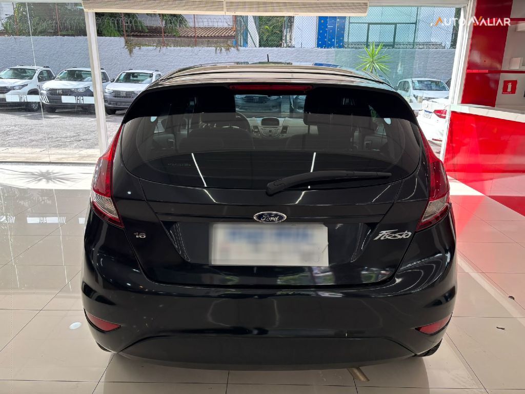 FORD FIESTA 1.6 SE HATCH 16V FLEX 4P POWERSHIFT