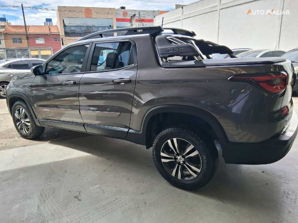 FIAT TORO 1.3 TURBO 270 FLEX FREEDOM AT6