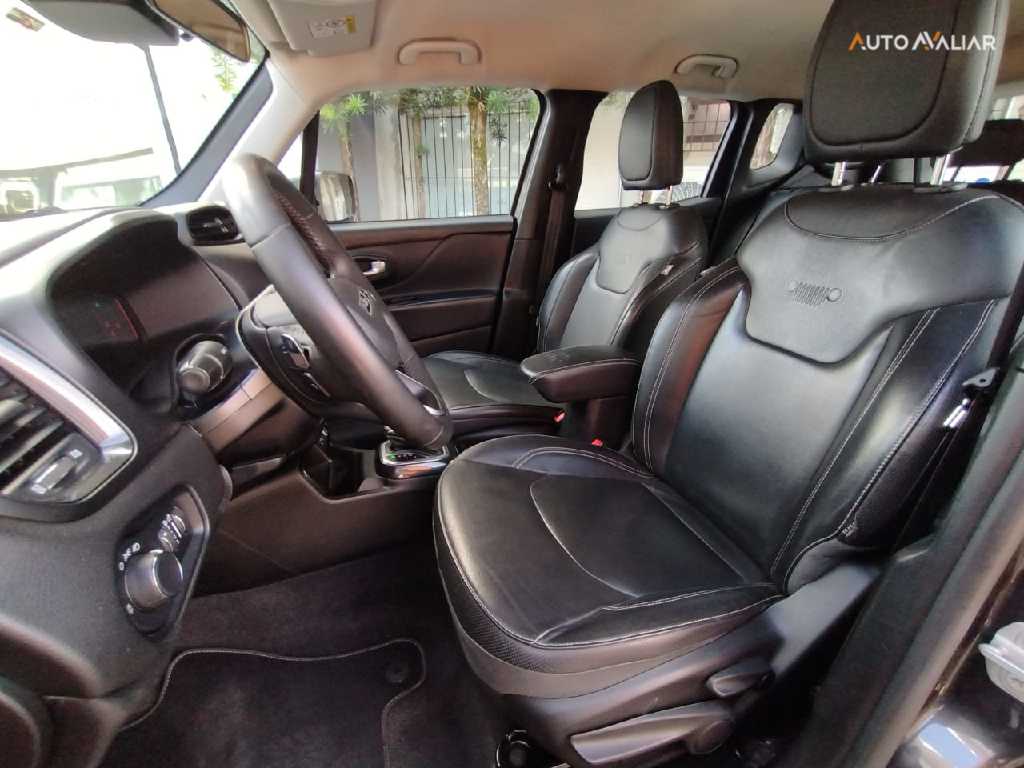 JEEP RENEGADE 1.3 T270 TURBO FLEX LONGITUDE AT6