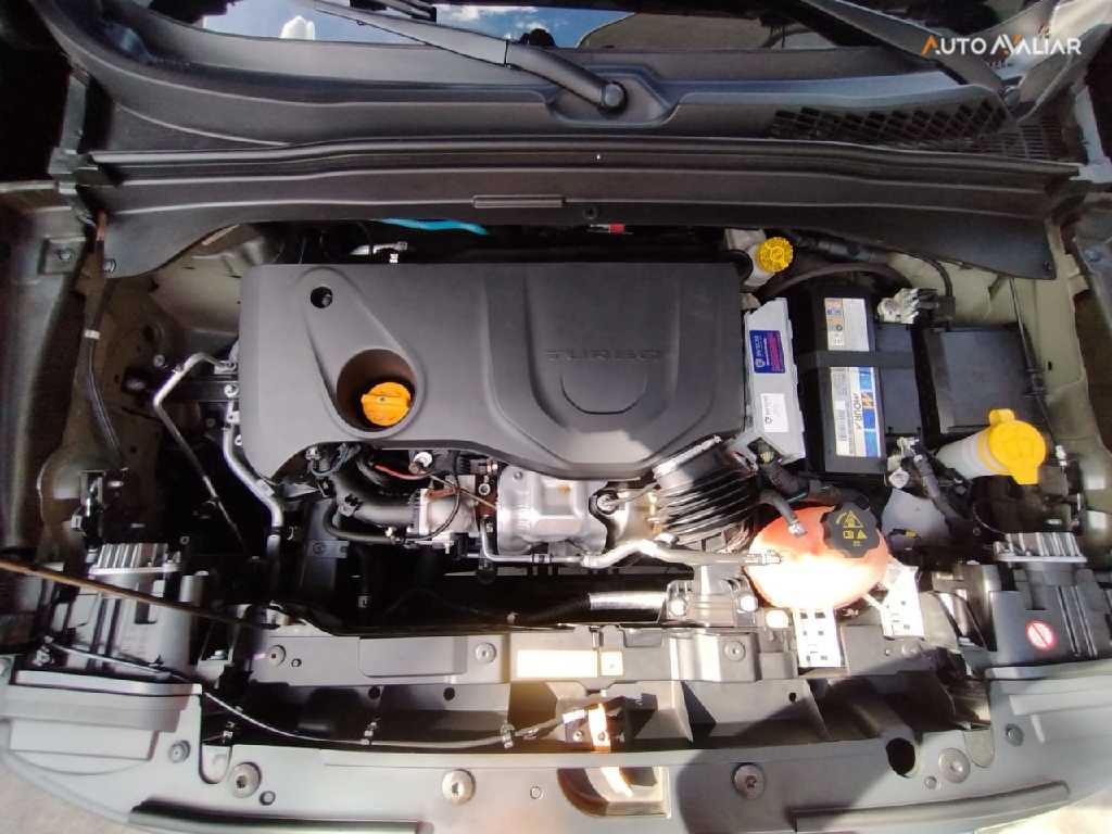 JEEP RENEGADE 1.3 T270 TURBO FLEX LONGITUDE AT6