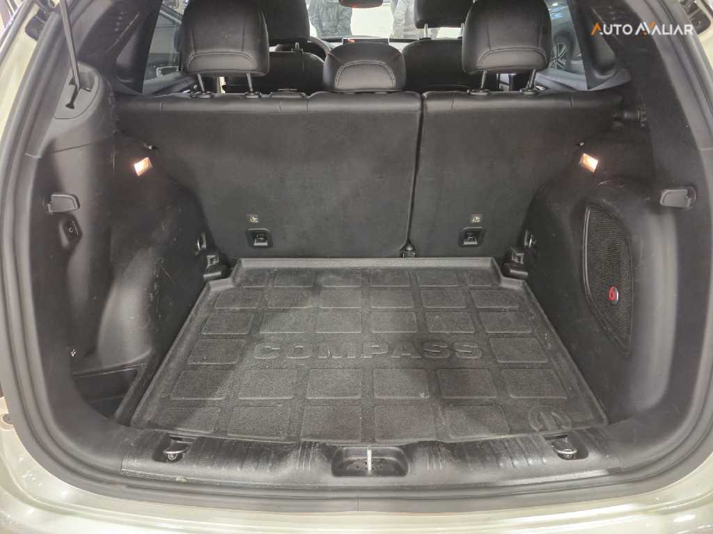 JEEP COMPASS 2.0 HURRICANE 4 TURBO GASOLINA BLACKHAWK AT9