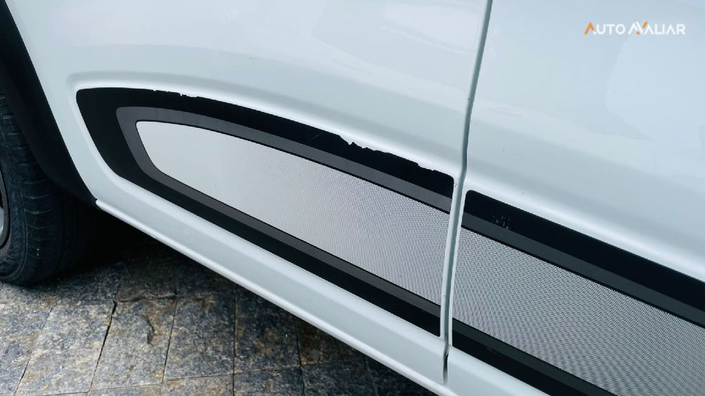 RENAULT KWID 1.0 12V SCE FLEX INTENSE MANUAL