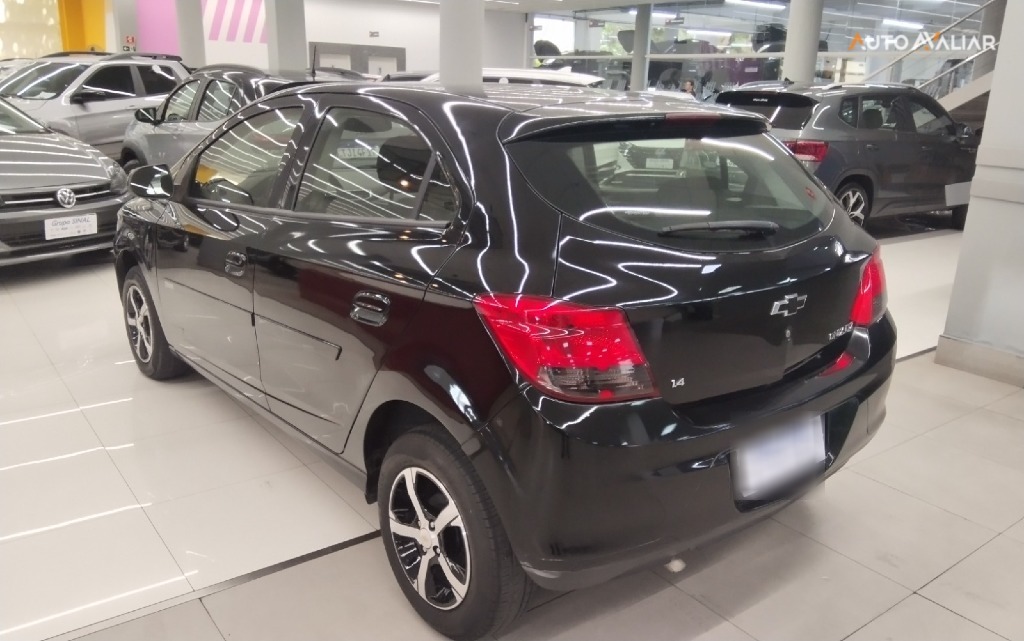 CHEVROLET ONIX 1.4 MPFI LTZ 8V FLEX 4P MANUAL