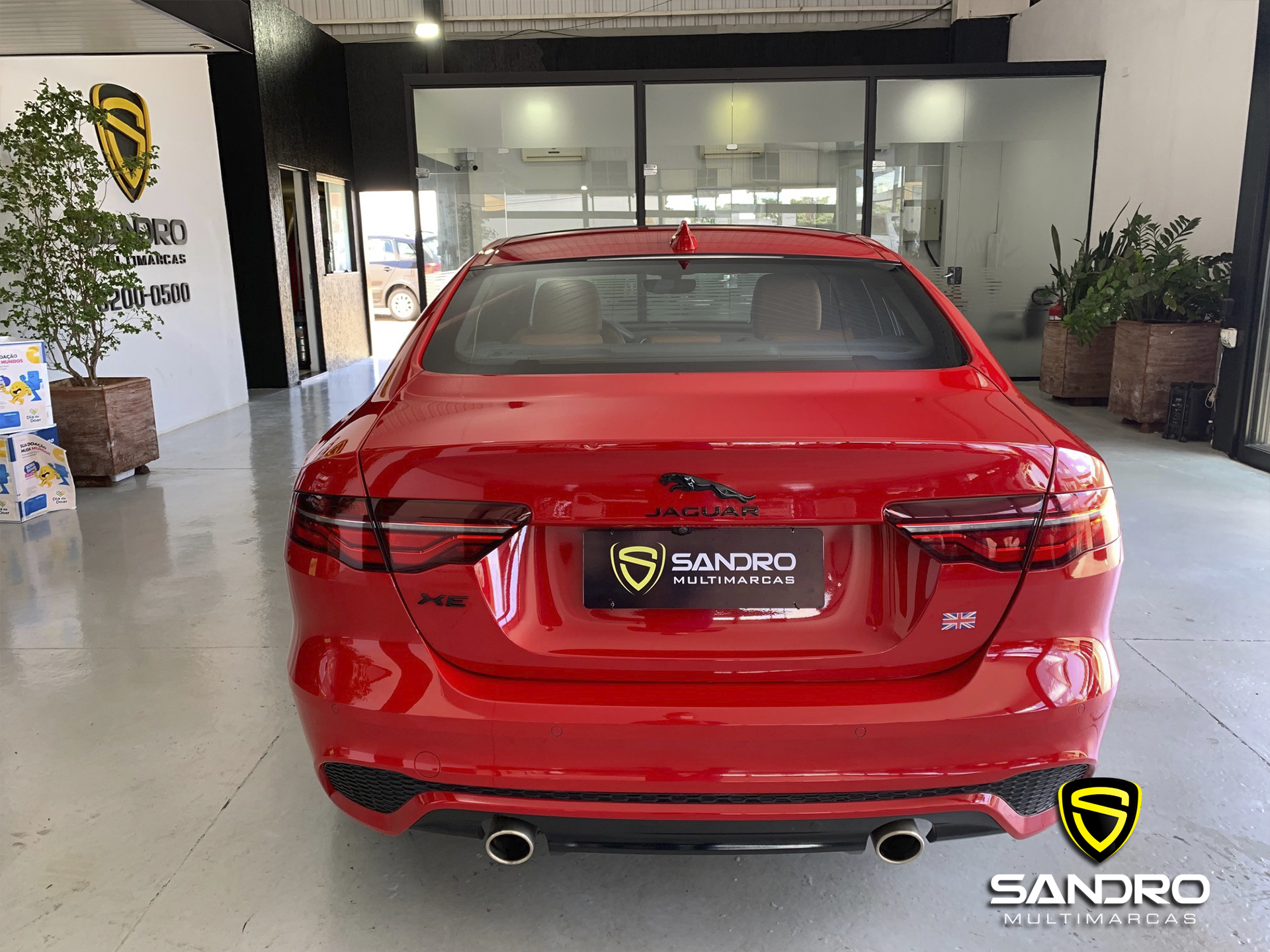 JAGUAR XE 2.0 16V INGENIUM P250 GASOLINA R-DYNAMIC S 4P AUTOMÁTICO