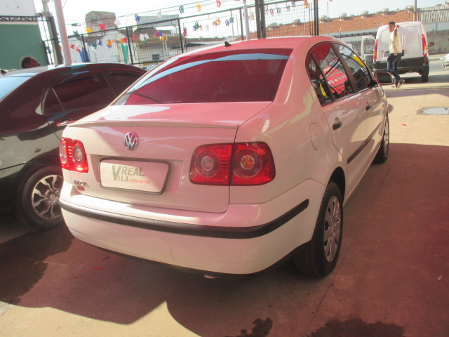 polo sedan 2010 vermelho