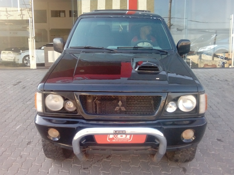 MITSUBISHI L200 2.5 GLS 4X4 CD 8V TURBO DIESEL 4P MANUAL MITSUBISHI L200 2.5 GLS 4X4 CD 8V TURBO DIESEL 4P MANUAL