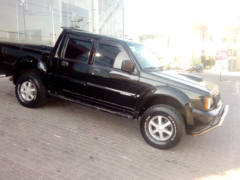 MITSUBISHI L200 2.5 GLS 4X4 CD 8V TURBO DIESEL 4P MANUAL MITSUBISHI L200 2.5 GLS 4X4 CD 8V TURBO DIESEL 4P MANUAL