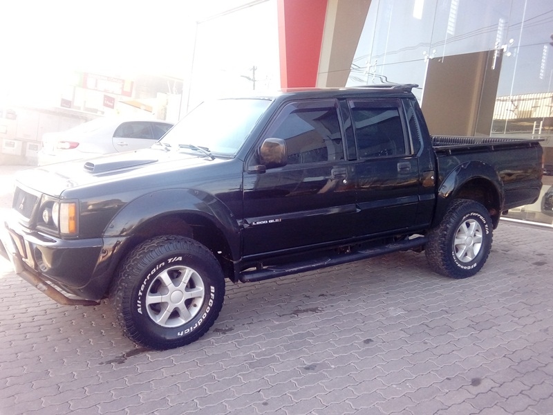 MITSUBISHI L200 2.5 GLS 4X4 CD 8V TURBO DIESEL 4P MANUAL MITSUBISHI L200 2.5 GLS 4X4 CD 8V TURBO DIESEL 4P MANUAL