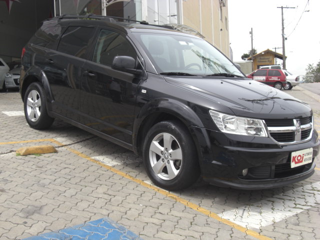 DODGE JOURNEY 2.7 SXT V6 GASOLINA 4P AUTOMÁTICO