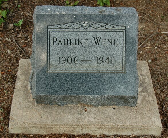 Pauline Weng headstone