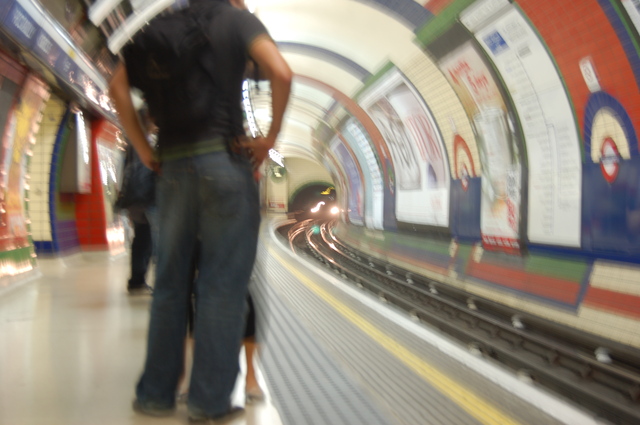 Piccadilly Line platform, Green Park station