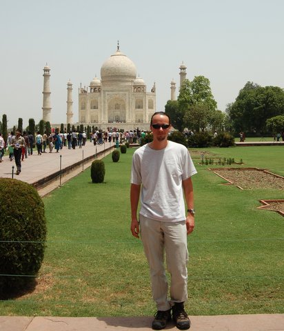 Jaeger at the Taj Mahal