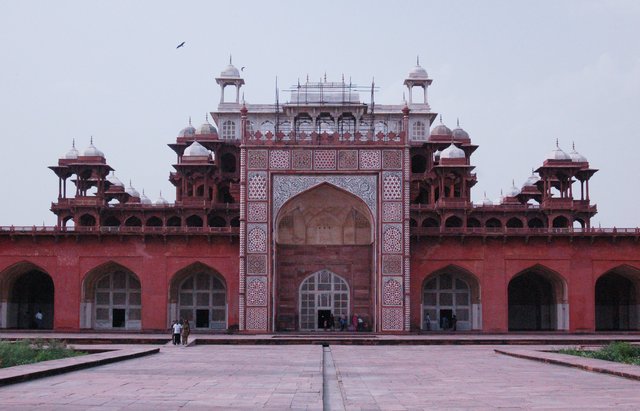 Main building of Akbar's Tomb