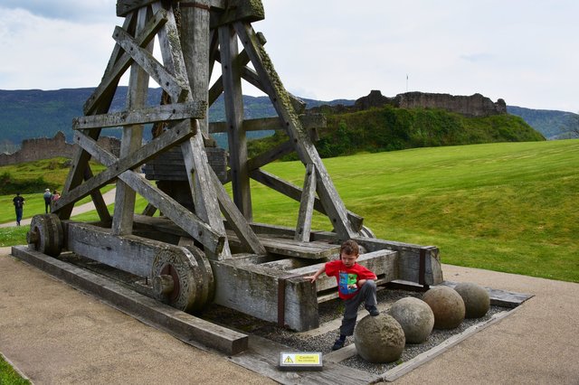 Calvin with a trebuchet at Urquhart Castle