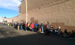 Queue for Neil Gaiman outside Old Firehouse Books