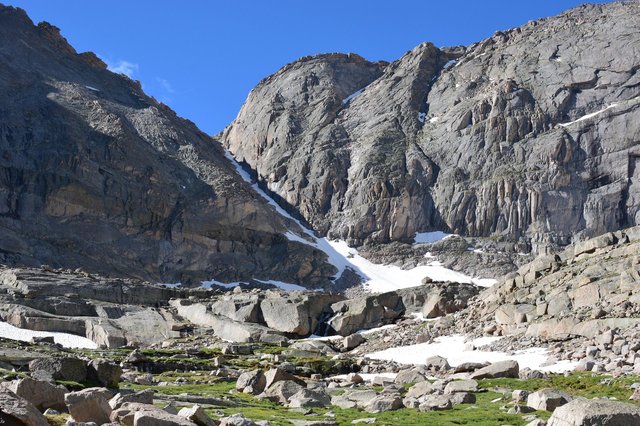 Couloir between Pagoda and Chiefs Head