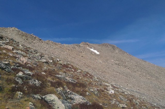 Summit ridge on Mount Massive