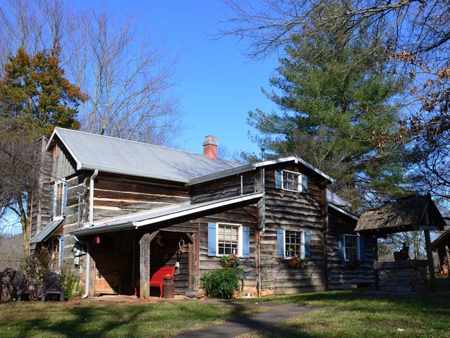 Cabin near Rogersville Tennessee