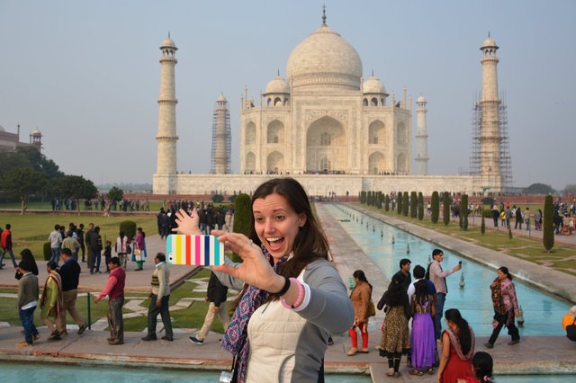 Bethany takes a selfie at the Taj Mahal