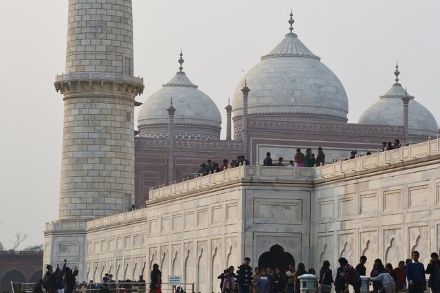 Tourists at the Taj Mahal