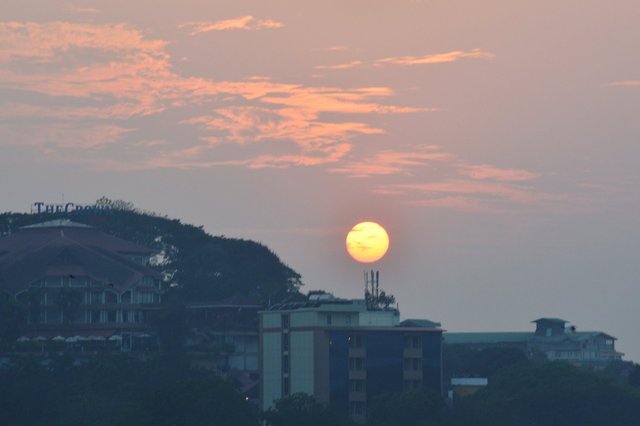 Sun sets over Goa