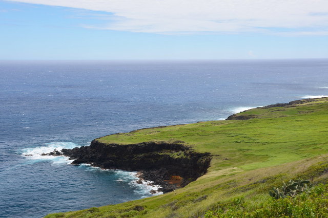 Naalehu headlands above the Pacific Ocean