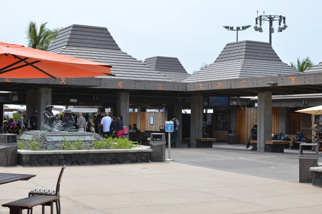 Open-air terminal at Kona Airport