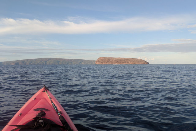 Kayak approaching Molokini Crater