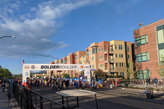 Bolder Boulder starting line