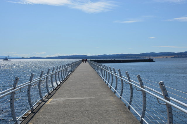 Path leading out to the breakwater in Victoria Harbour