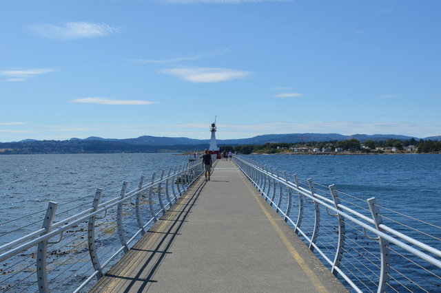 Breakwater Lighthouse in Victoria Harbour