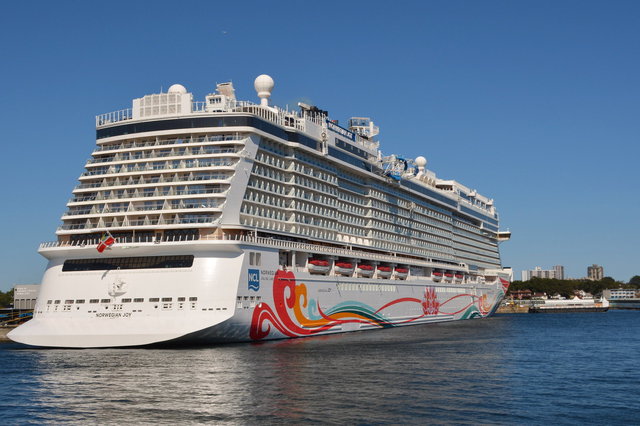 Norwegian Joy docked at Victoria