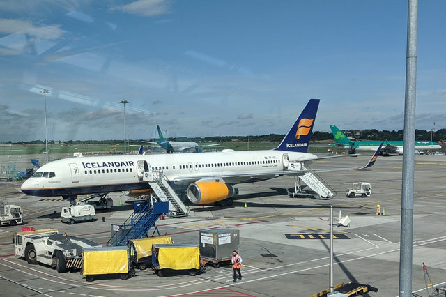 Icelandair TF-ISL at DUB