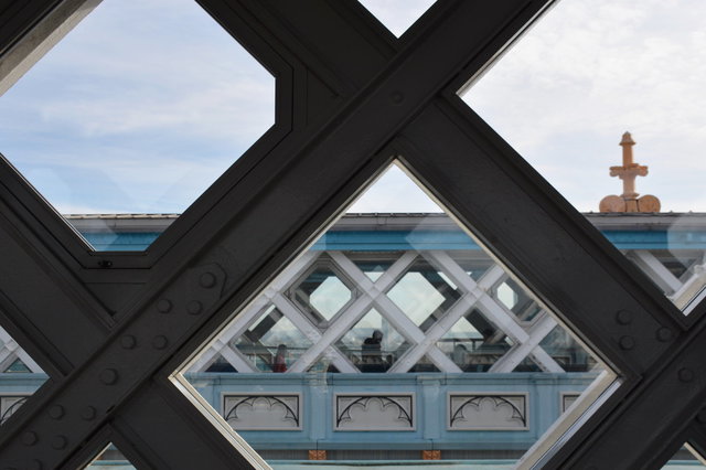 Tower Bridge pedestrian walkway