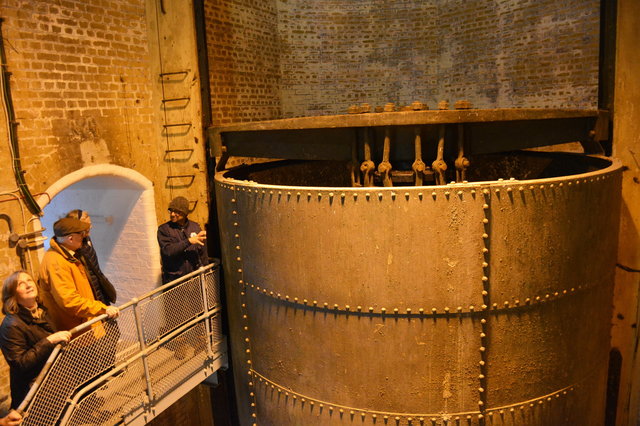 Looking at the water accumulator inside the Tower Bridge pier