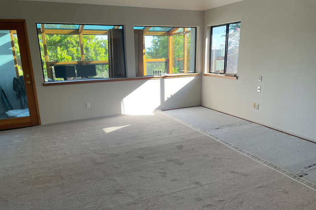 Carpet install in master bedroom