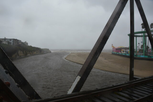 San Lorenzo River empties into the Pacific Ocean