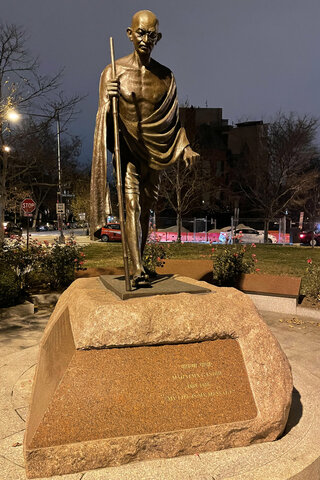 Gandhi statue in Washington DC
