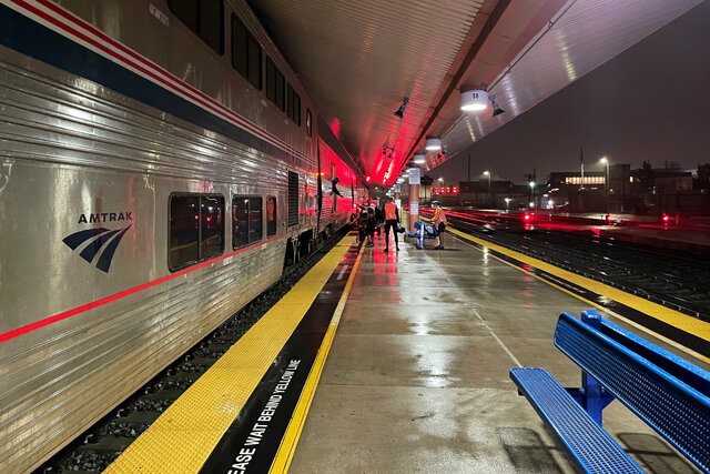 Coast Starlight arrives at Los Angeles Union Station