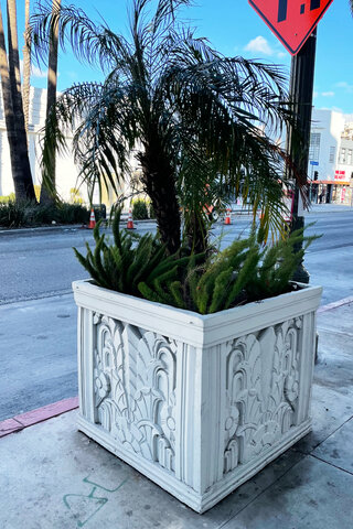 Art deco planter boxes on Wilshire