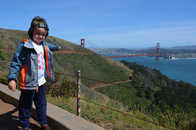 Julian points at the Golden Gate Bridge