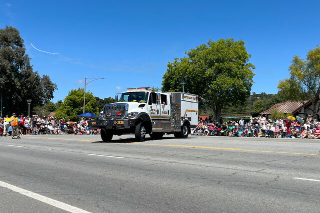 Scotts Valley Fire executes a three-point turn