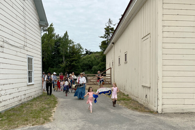 Suffrage parade at Wilder Ranch