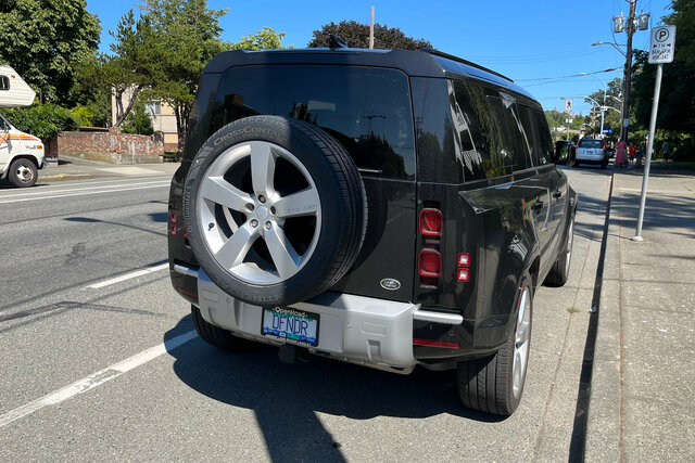 Land Rover Defender